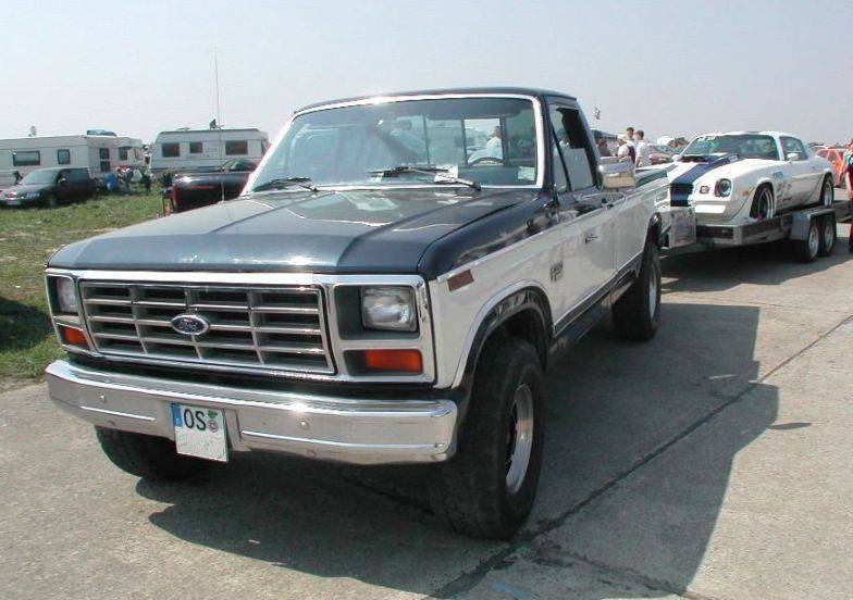 MARTINS RANCH F250 blue duck tow truck 